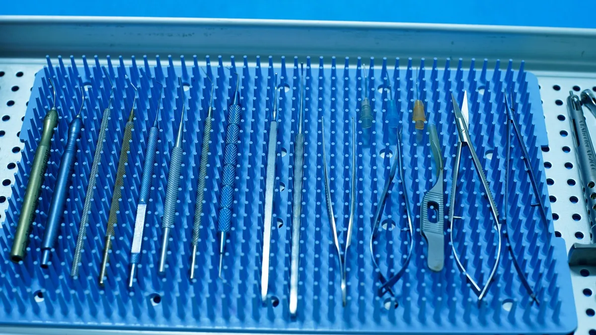 Surgical tools, eye operation, doctor - anesthetic complications in cats