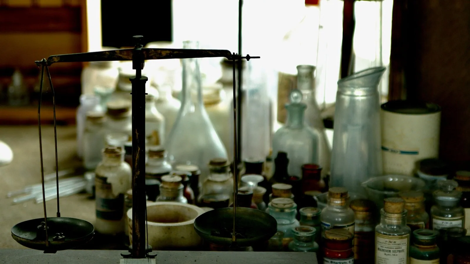 HPLC Liquid Chromatography: Principles and Steps