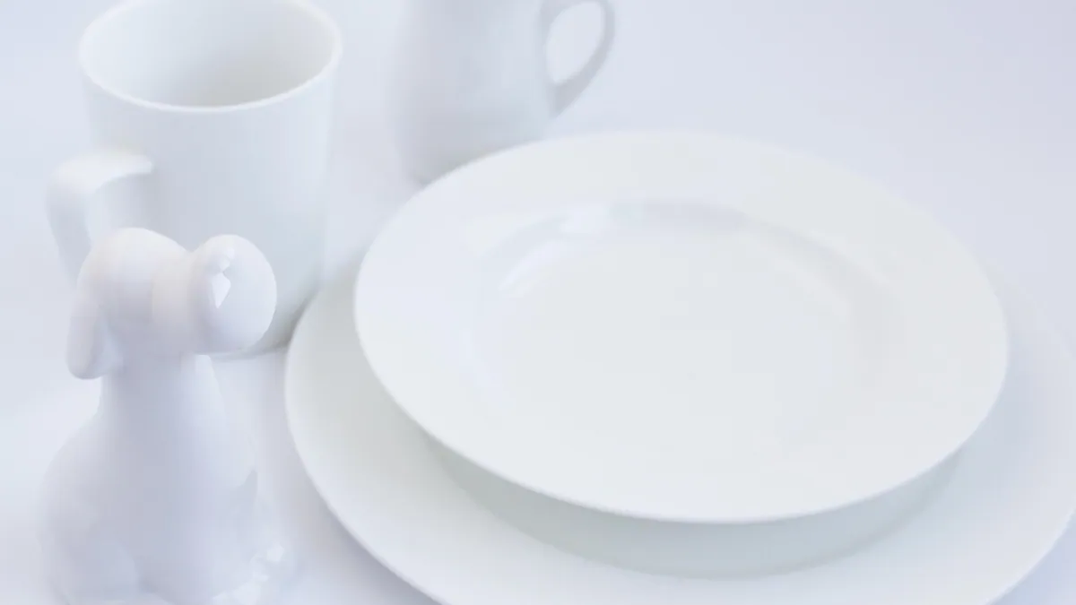 Can Dogs Eat Mayonnaise? Fat, Sodium, and Safety
