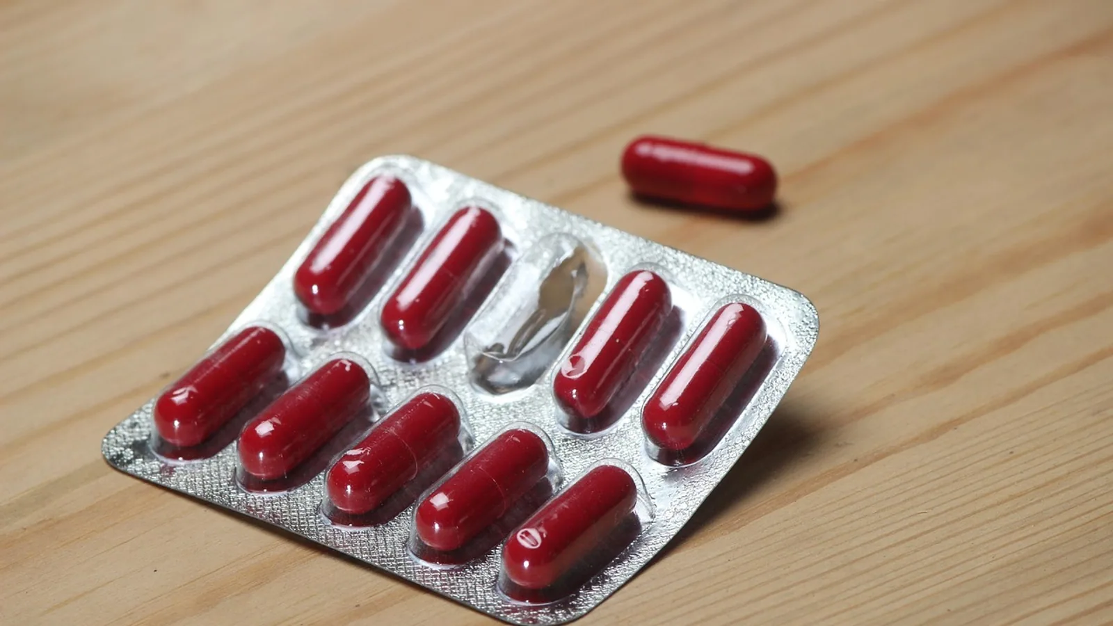 Enrofloxacin for Dogs: Uses, Dose, and Warnings