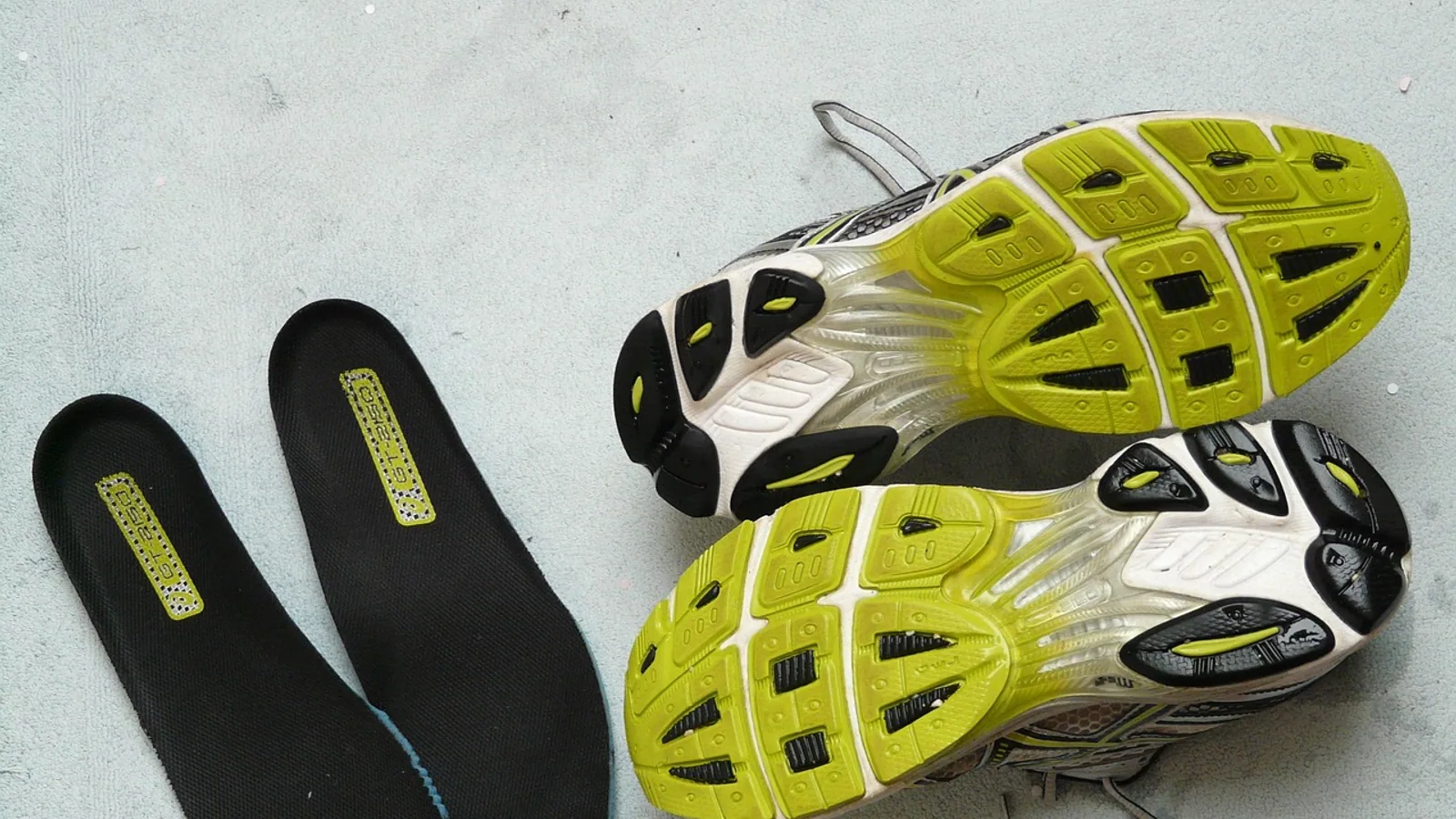 Pronation vs Supination: Definitions and Examples