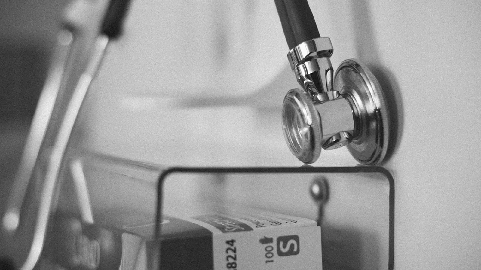 Adventitious Lung Sounds: Types and Causes