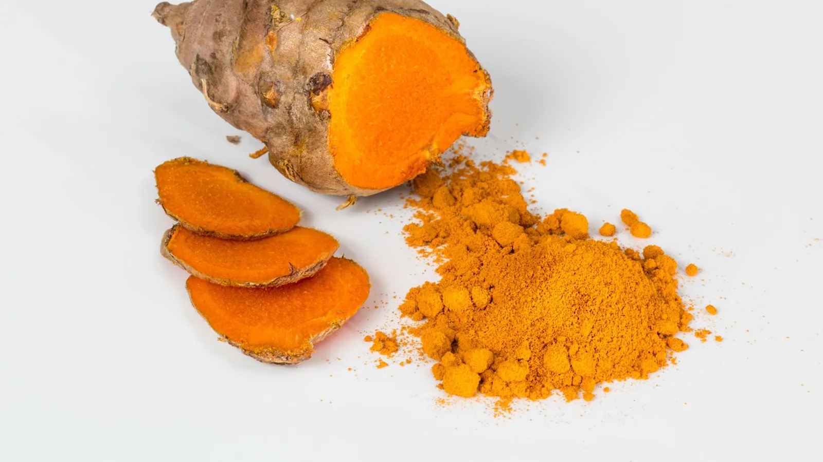 Can Dogs Eat Turmeric? Safe Doses and Risks
